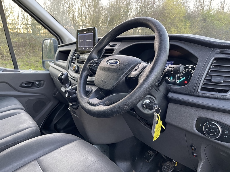 Ford Transit 2.0 350 EcoBlue Leader Dropside 2dr Diesel Manual RWD L4 Euro 6 (s/s) (130 ps) - U537