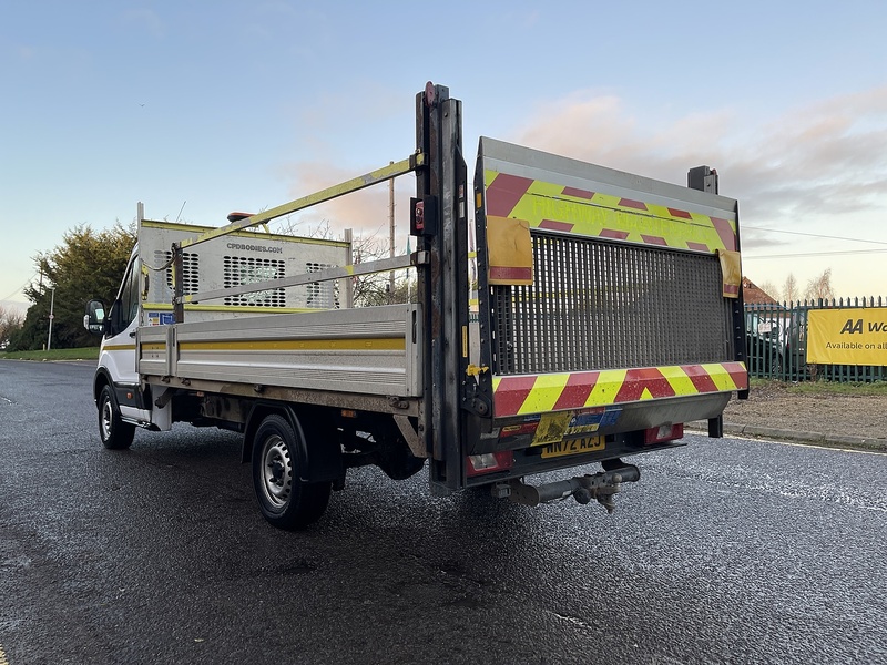 Ford Transit 2.0 350 EcoBlue Leader Dropside 2dr Diesel Manual RWD L4 Euro 6 (s/s) (130 ps) - U537