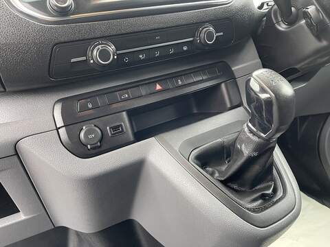 Peugeot Expert 1.6 BlueHDi 1000 Professional Compact Panel Van SWB Euro 6 6dr - U538