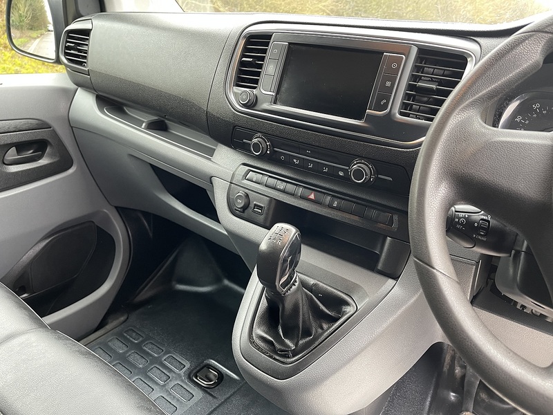 Peugeot Expert 1.6 BlueHDi 1000 Professional Compact Panel Van SWB Euro 6 6dr - U538