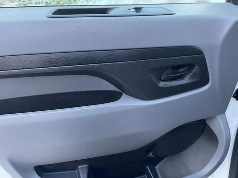 Citroen Dispatch 1.5 BlueHDi 1000 Enterprise M FWD 2 Euro 6 (s/s) 6dr - U540