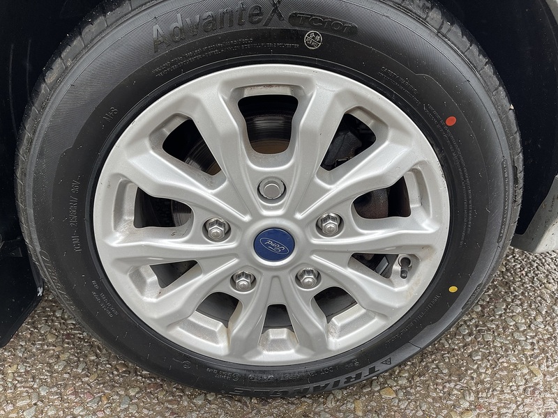 Ford Tourneo Custom 2.0 320 EcoBlue MHEV Titanium L2 Euro 6 (s/s) 5dr - U542