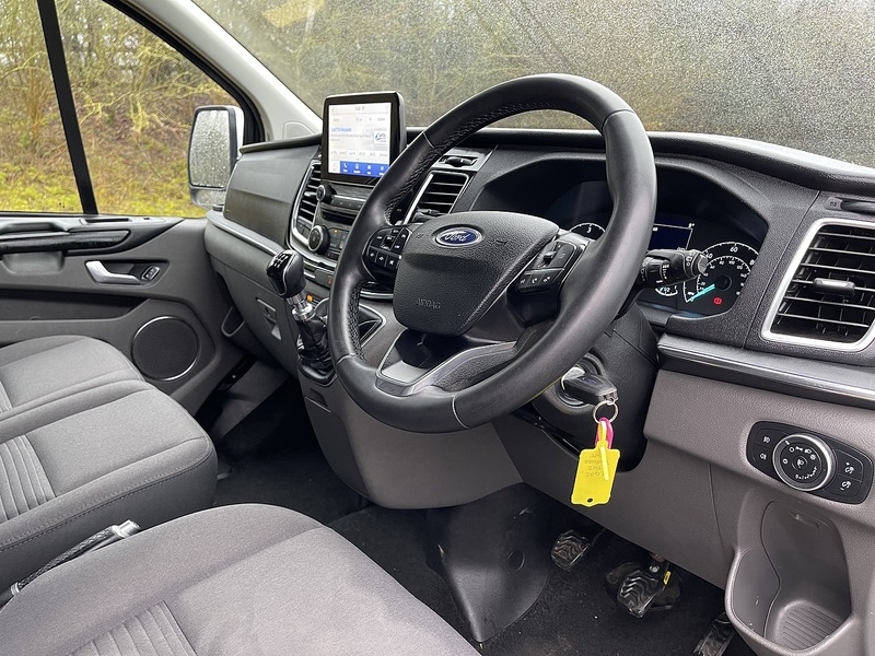 Ford Tourneo Custom 2.0 320 EcoBlue MHEV Titanium L2 Euro 6 (s/s) 5dr - U542