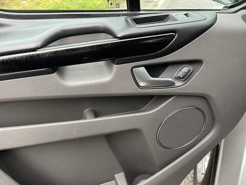 Ford Tourneo Custom 2.0 320 EcoBlue MHEV Titanium L2 Euro 6 (s/s) 5dr - U542