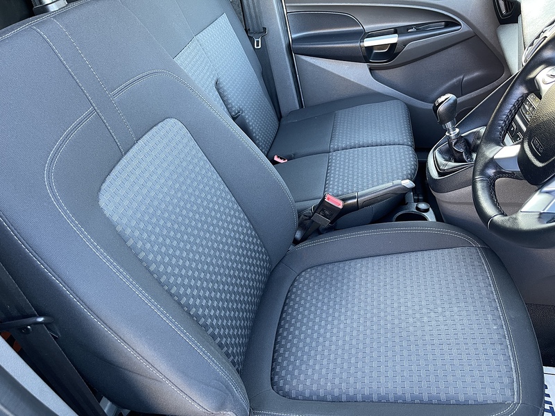 Ford Transit Connect 1.5 200 EcoBlue Trend L1 Euro 6 (s/s) 5dr - U544