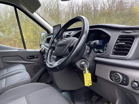 Ford Transit 2.0 350 EcoBlue Trend FWD L3 H2 Euro 6 (s/s) 5dr - U548