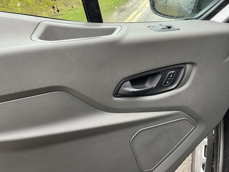 Ford Transit 2.0 350 EcoBlue Trend FWD L3 H2 Euro 6 (s/s) 5dr - U548