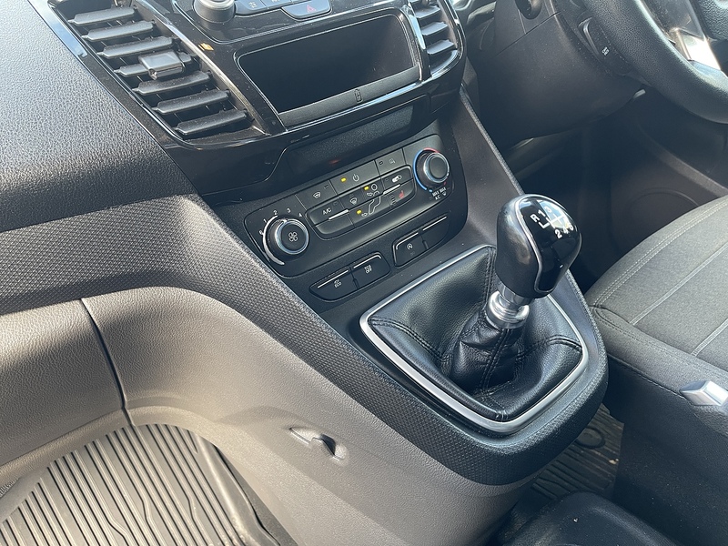 Ford Transit Connect Transit Connect Limited Panel Van 1 Manual Diesel - U549
