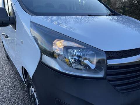 Vauxhall Vivaro 1.6 CDTi 2900 L1 H1 Euro 6 (s/s) 5dr - U551