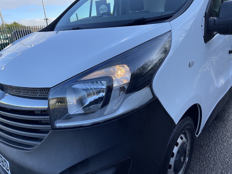 Vauxhall Vivaro 1.6 CDTi 2900 L1 H1 Euro 6 (s/s) 5dr - U551