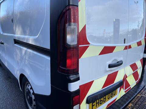 Vauxhall Vivaro 1.6 CDTi 2900 L1 H1 Euro 6 (s/s) 5dr - U551