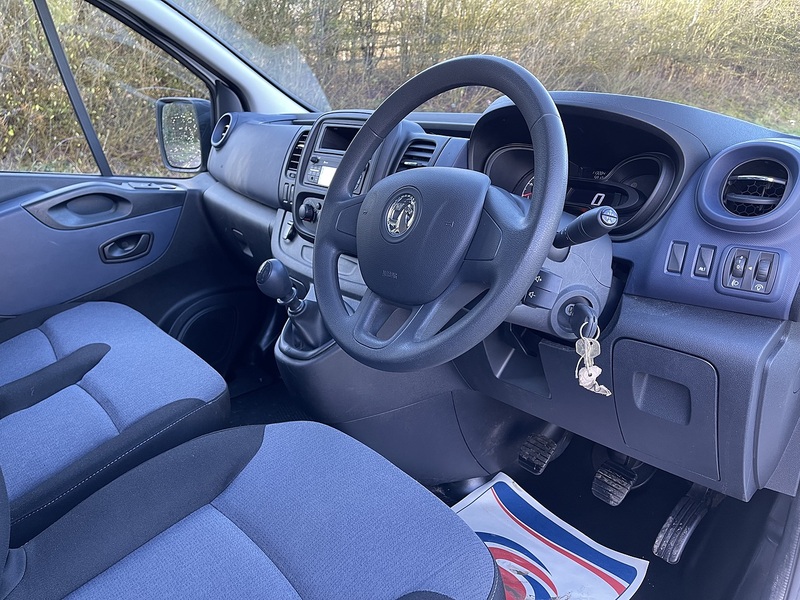 Vauxhall Vivaro 1.6 CDTi 2900 L1 H1 Euro 6 (s/s) 5dr - U551