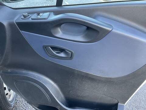 Vauxhall Vivaro 1.6 CDTi 2900 L1 H1 Euro 6 (s/s) 5dr - U551