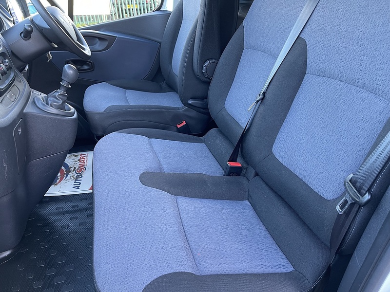 Vauxhall Vivaro 1.6 CDTi 2900 L1 H1 Euro 6 (s/s) 5dr - U551