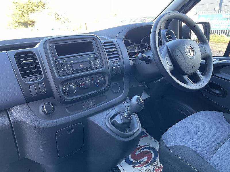 Vauxhall Vivaro 1.6 CDTi 2900 L1 H1 Euro 6 (s/s) 5dr - U551
