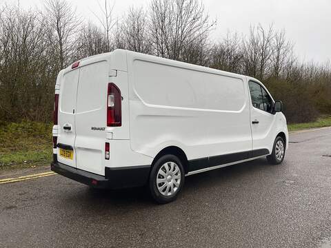 Renault Trafic 1.6 dCi 29 Business+ LWB Standard Roof Euro 6 5dr - U553