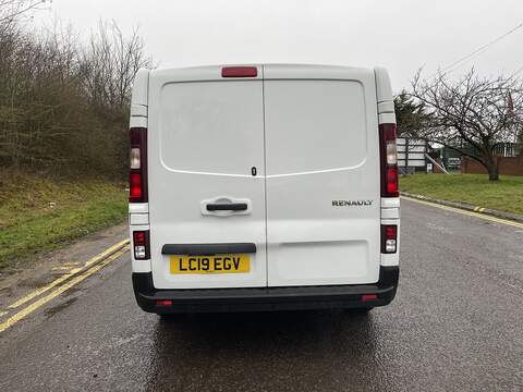 Renault Trafic 1.6 dCi 29 Business+ LWB Standard Roof Euro 6 5dr - U553