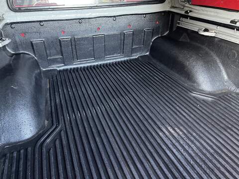 Nissan Navara Navara Tekna Pickup 2 Manual Diesel - U555