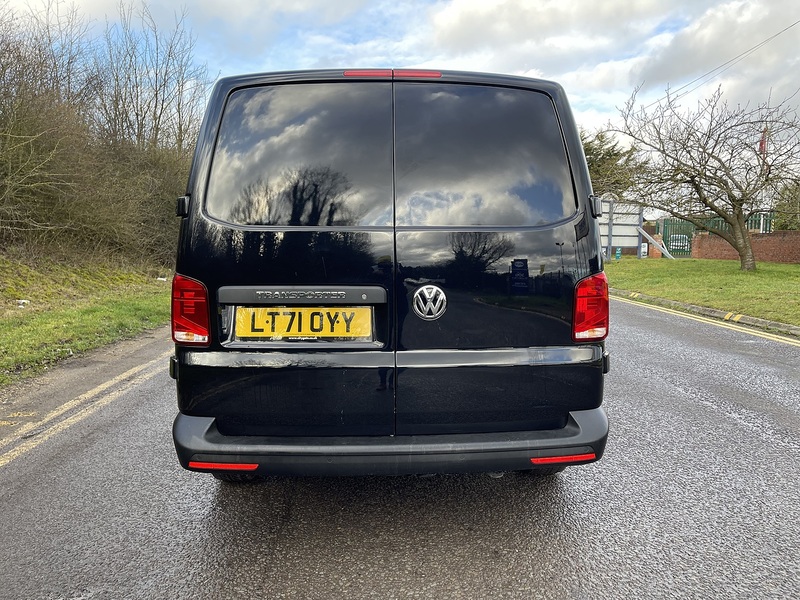 Volkswagen Transporter 2.0 TDI T28 Startline FWD SWB Euro 6 (s/s) 5dr - U557