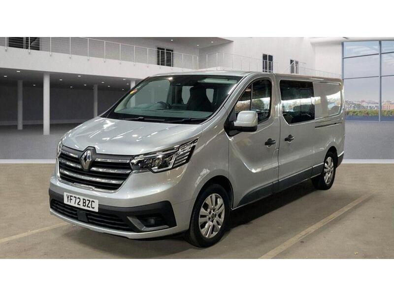 Renault Trafic 2.0 dCi Blue LL30 Sport Crew Van L2 H1 Euro 6 (s/s) 6dr - U560