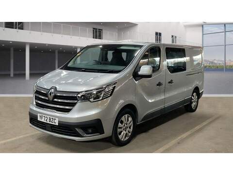 Renault Trafic 2.0 dCi Blue LL30 Sport Crew Van L2 H1 Euro 6 (s/s) 6dr - U560