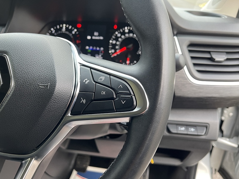 Renault Trafic 2.0 dCi Blue LL30 Sport Crew Van L2 H1 Euro 6 (s/s) 6dr - U560