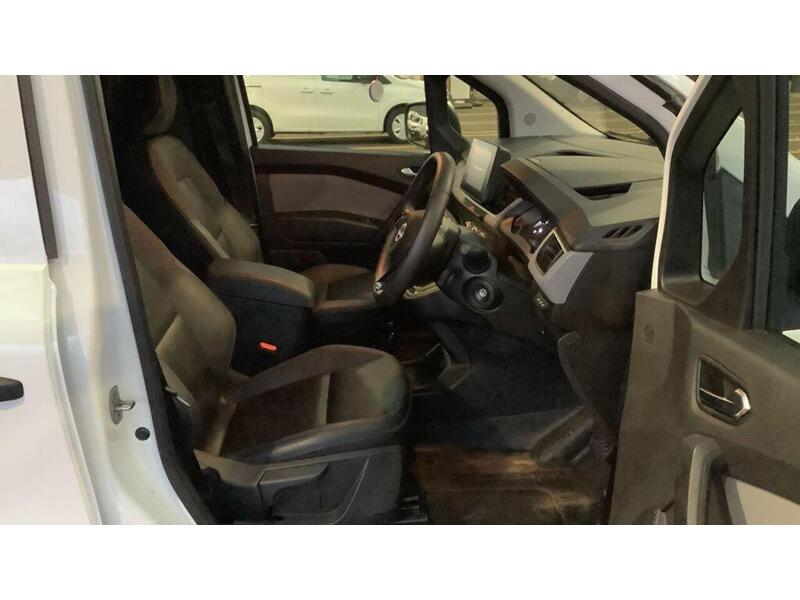 Nissan Townstar 45kWh Acenta Auto L1 6dr - U563