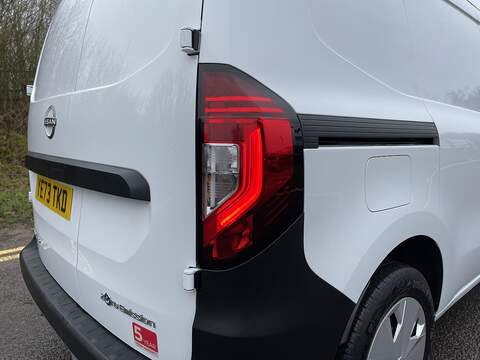 Nissan Townstar 45kWh Acenta Auto L1 6dr - U563