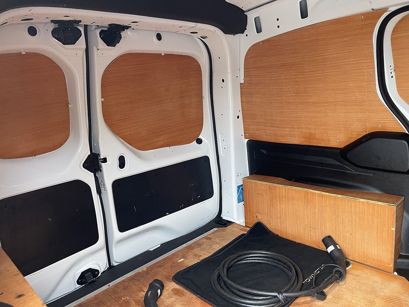 Nissan Townstar 45kWh Acenta Auto L1 6dr - U563