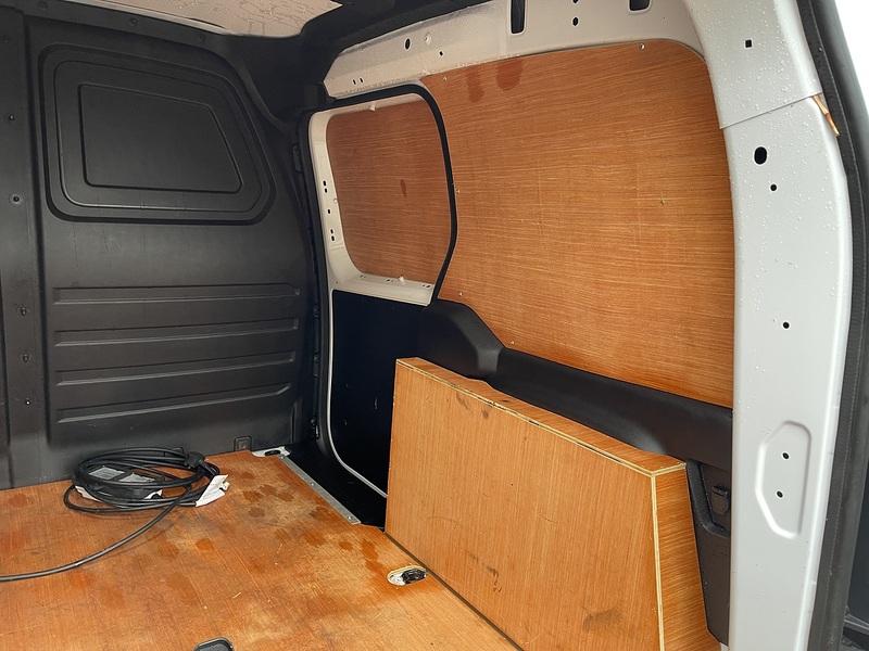 Nissan Townstar 45kWh Acenta Auto L1 6dr - U563