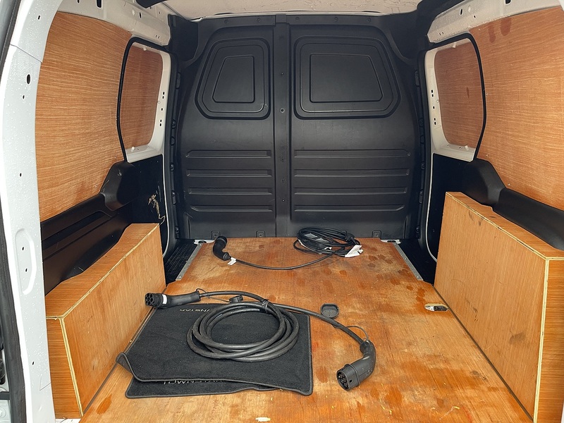 Nissan Townstar 45kWh Acenta Auto L1 6dr - U563