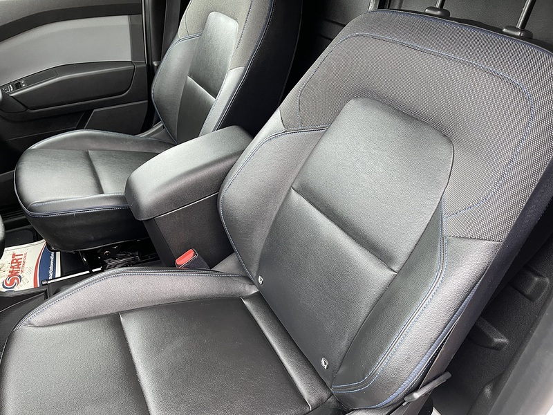 Nissan Townstar 45kWh Acenta Auto L1 6dr - U563