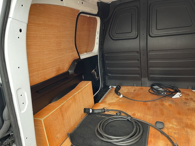 Nissan Townstar 45kWh Acenta Auto L1 6dr - U563