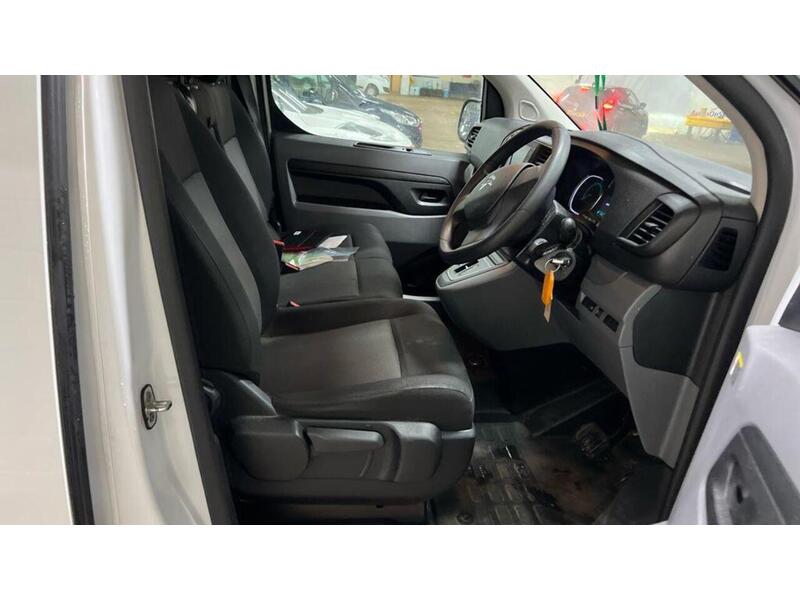 Citroen e-Dispatch e 1000 75kWh Enterprise Pro M Auto MWB 6dr (7.4kW Charger) - U565