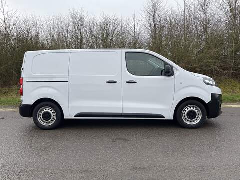 Citroen e-Dispatch e 1000 75kWh Enterprise Pro M Auto MWB 6dr (7.4kW Charger) - U565