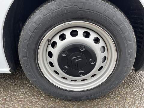 Citroen e-Dispatch e 1000 75kWh Enterprise Pro M Auto MWB 6dr (7.4kW Charger) - U565