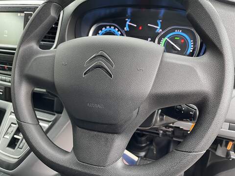 Citroen e-Dispatch e 1000 75kWh Enterprise Pro M Auto MWB 6dr (7.4kW Charger) - U565