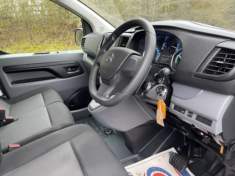 Citroen e-Dispatch e 1000 75kWh Enterprise Pro M Auto MWB 6dr (7.4kW Charger) - U565