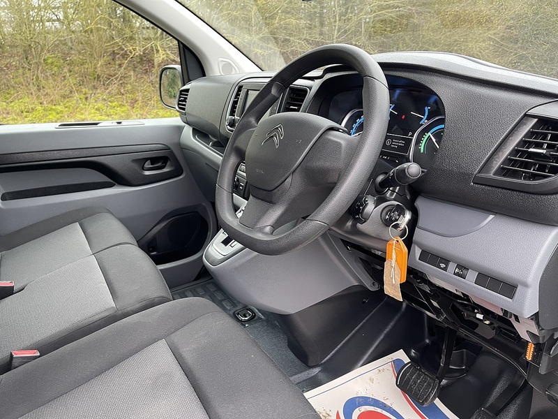 Citroen e-Dispatch e 1000 75kWh Enterprise Pro M Auto MWB 6dr (7.4kW Charger) - U565