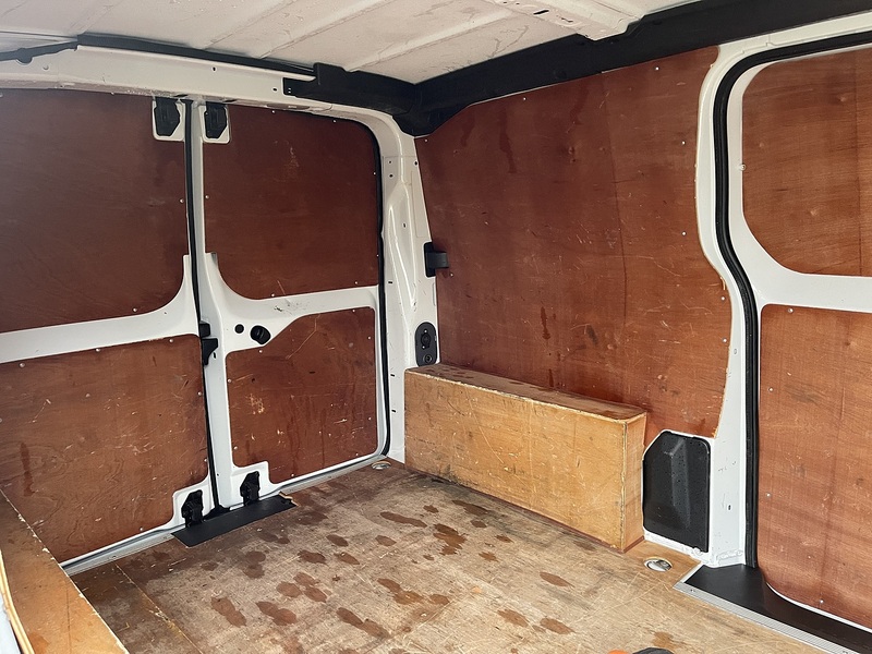 Citroen e-Dispatch e 1000 75kWh Enterprise Pro M Auto MWB 6dr (7.4kW Charger) - U565