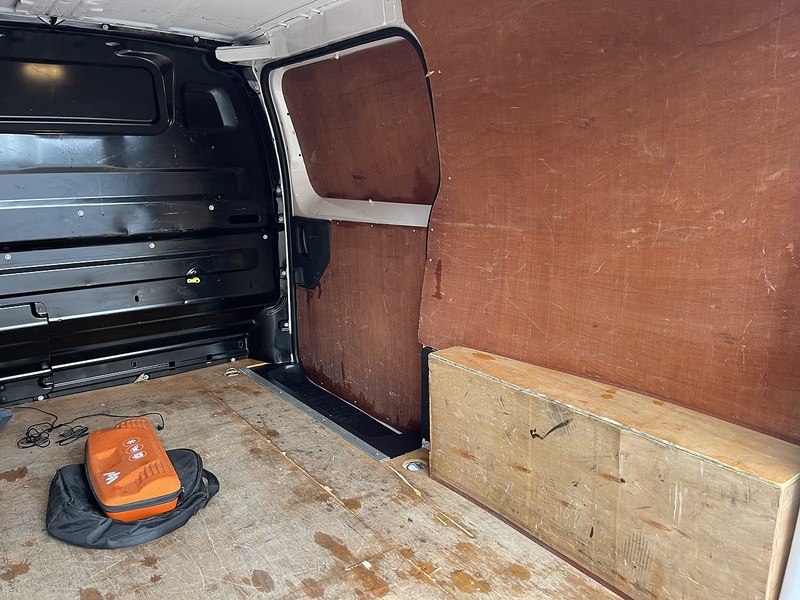 Citroen e-Dispatch e 1000 75kWh Enterprise Pro M Auto MWB 6dr (7.4kW Charger) - U565