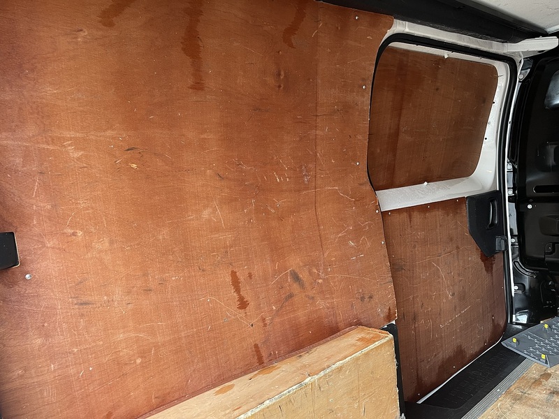 Citroen e-Dispatch e 1000 75kWh Enterprise Pro M Auto MWB 6dr (7.4kW Charger) - U565