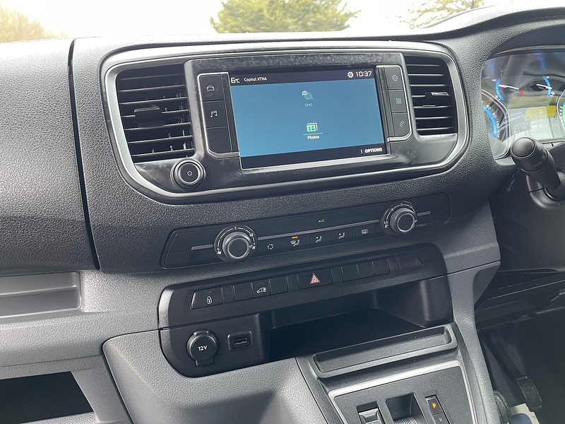 Citroen e-Dispatch e 1000 75kWh Enterprise Pro M Auto MWB 6dr (7.4kW Charger) - U565