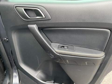 Ford Ranger 2.0 EcoBlue Wildtrak Auto 4WD Euro 6 (s/s) 4dr - U570