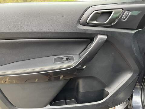 Ford Ranger 2.0 EcoBlue Wildtrak Auto 4WD Euro 6 (s/s) 4dr - U570