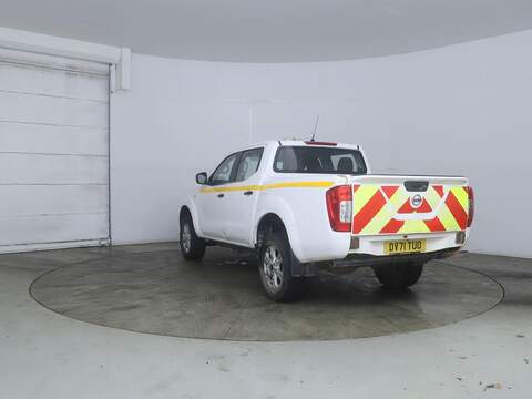 Nissan Navara 2.3 dCi Acenta 4WD Euro 6 (s/s) 4dr - U571