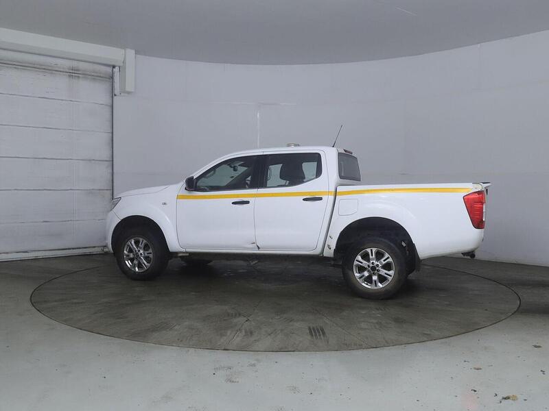 Nissan Navara 2.3 dCi Acenta 4WD Euro 6 (s/s) 4dr - U571