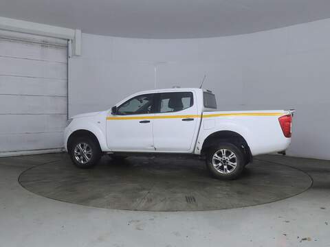 Nissan Navara 2.3 dCi Acenta 4WD Euro 6 (s/s) 4dr - U571