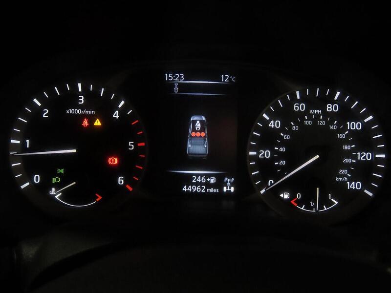 Nissan Navara 2.3 dCi Acenta 4WD Euro 6 (s/s) 4dr - U571