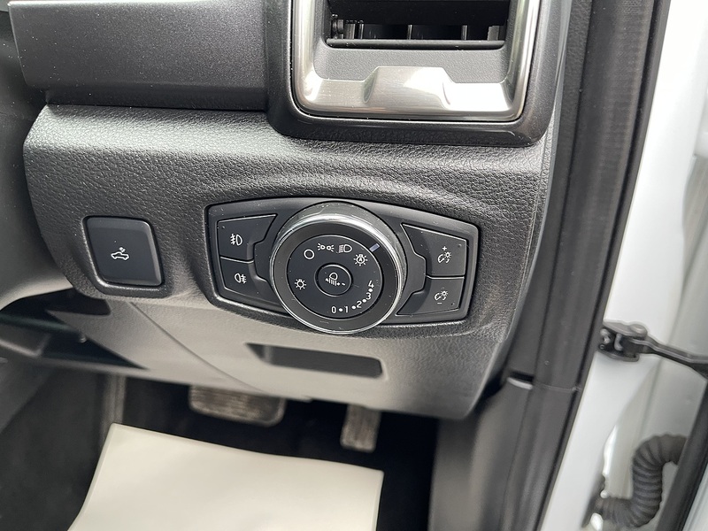 Ford Ranger 2.0 EcoBlue Wildtrak Auto 4WD Euro 6 (s/s) 4dr - U573